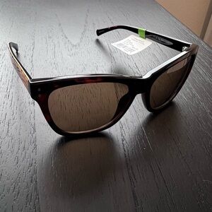 Vera Bradley Bailey Painted Feathers Sunglasses
